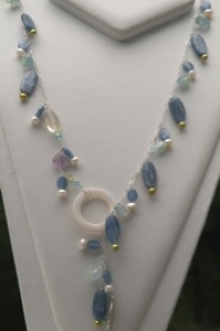 kyanite-lariet